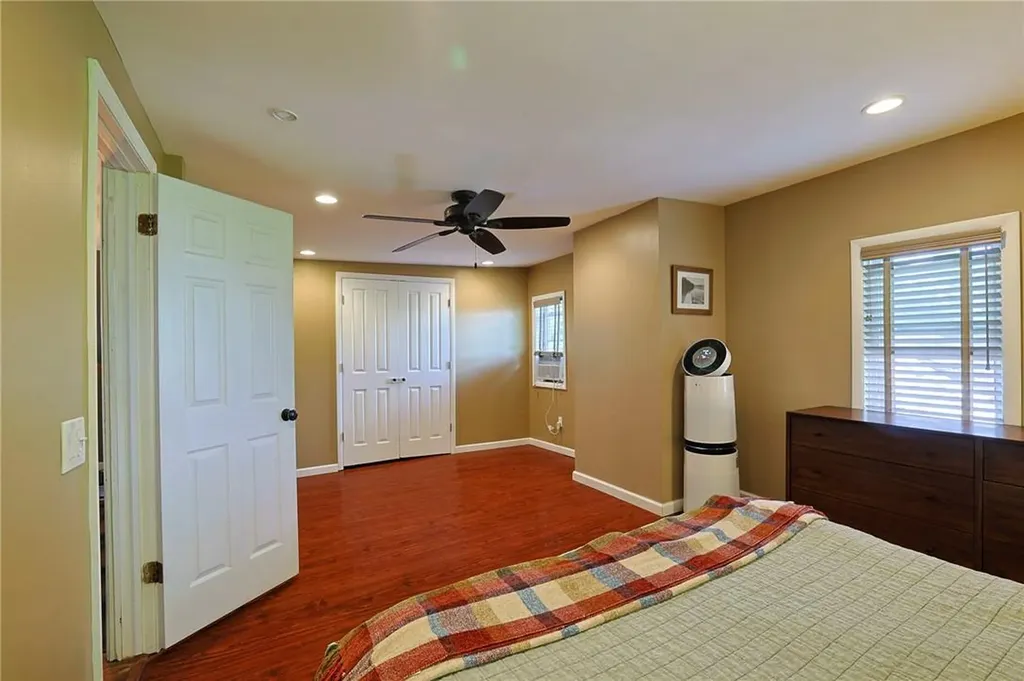 16 Cullen Avenue New Windsor NY 12553
