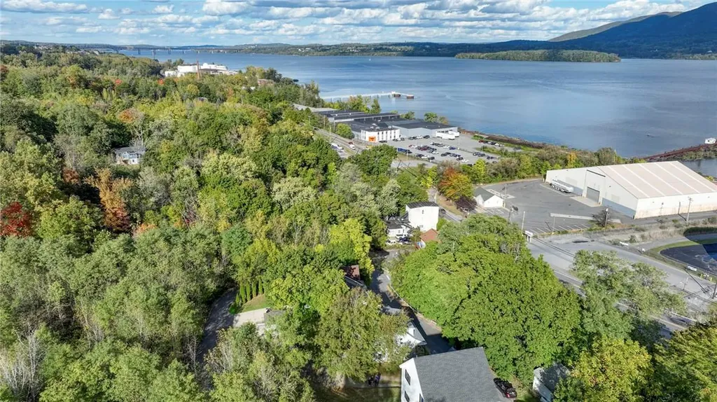 16 Cullen Avenue New Windsor NY 12553