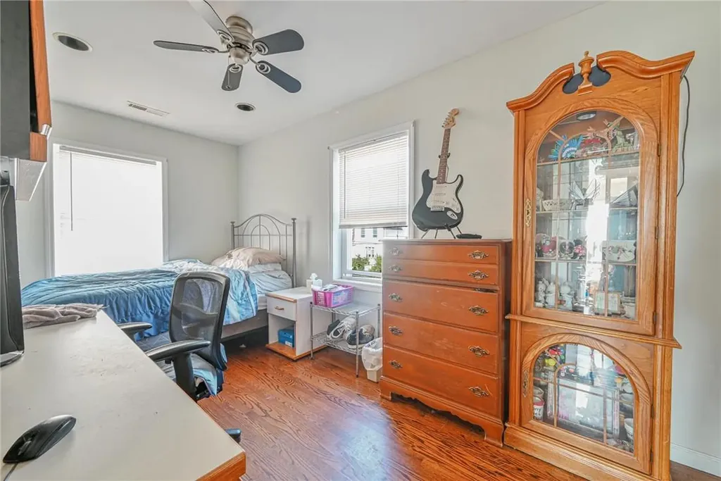 3204 Glennon Place Bronx NY 10465