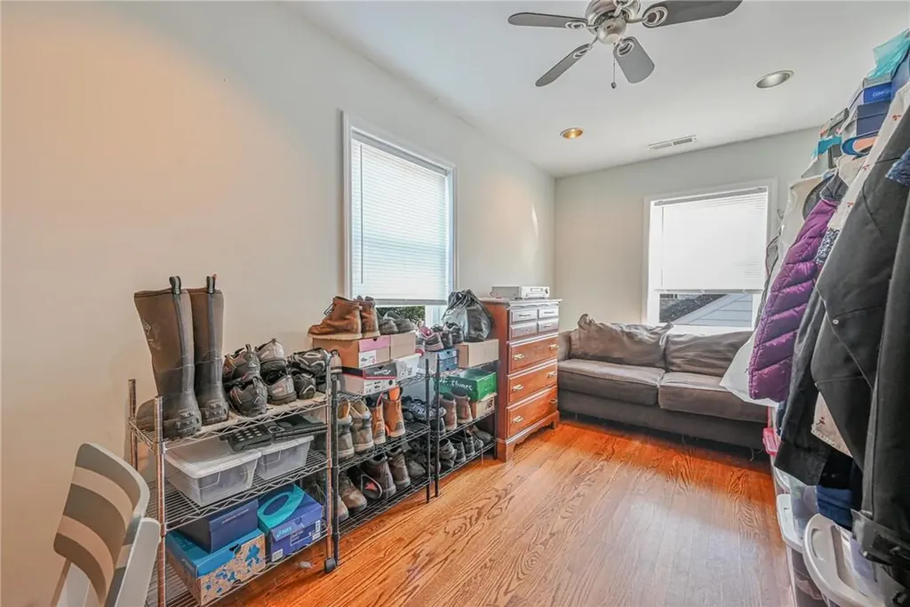 3204 Glennon Place Bronx NY 10465
