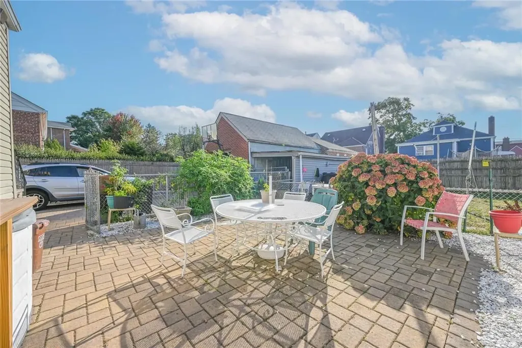 3204 Glennon Place Bronx NY 10465