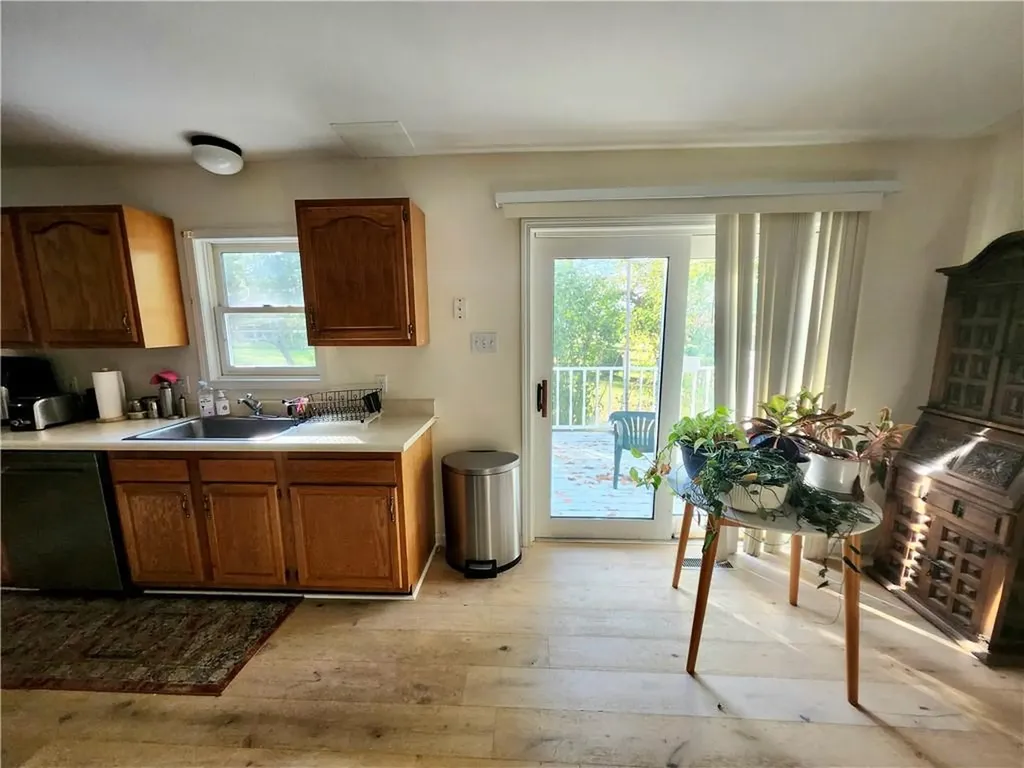 28 Fruit Bud Lane Red Hook NY 12571