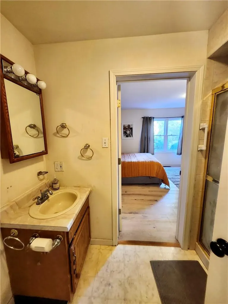 28 Fruit Bud Lane Red Hook NY 12571