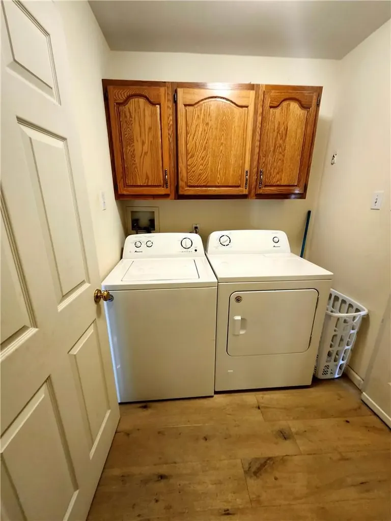 28 Fruit Bud Lane Red Hook NY 12571