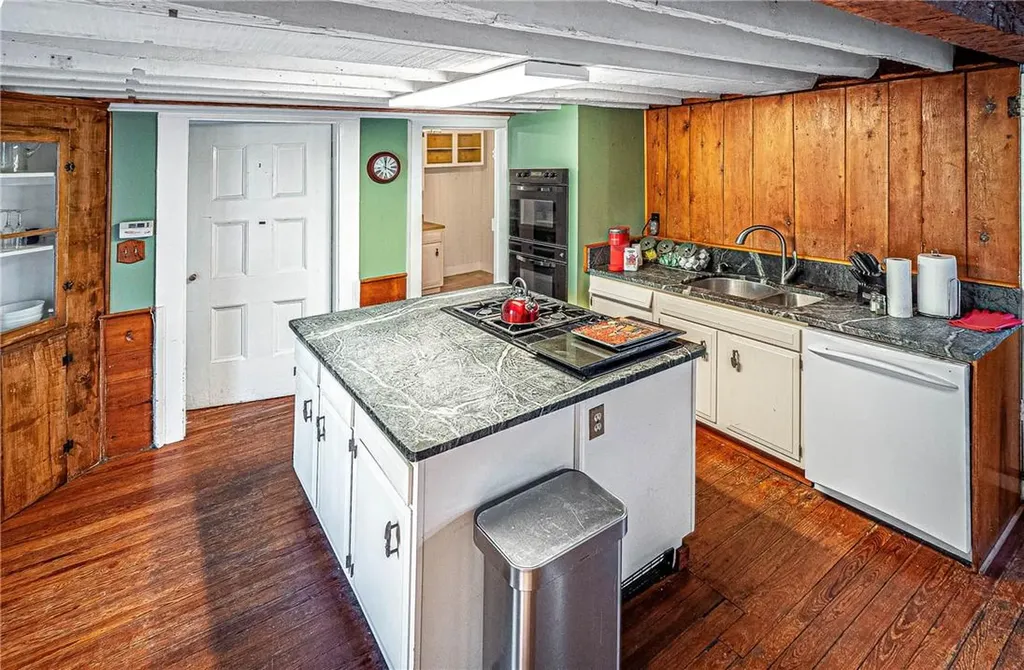 201 Kings Highway Warwick NY 10990
