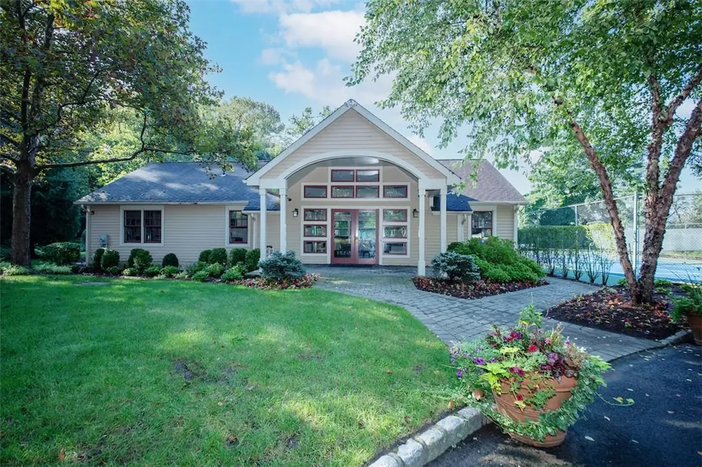 59 Landing Drive Dobbs Ferry NY 10522