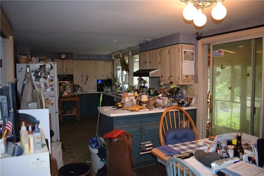 11 Tree Top Lane Poughkeepsie NY 12603