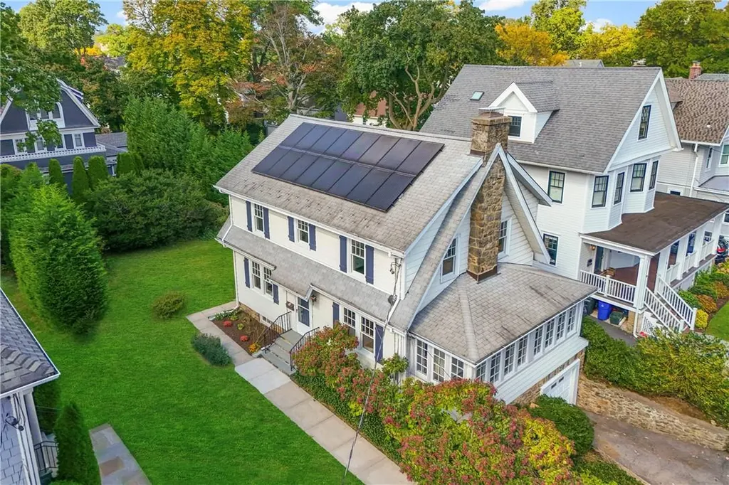 8 Gerlach Place Larchmont NY 10538