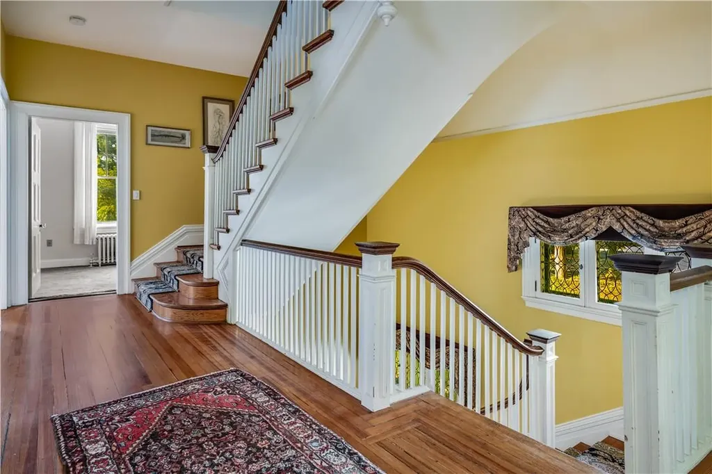 117 Academy Street Poughkeepsie NY 12601