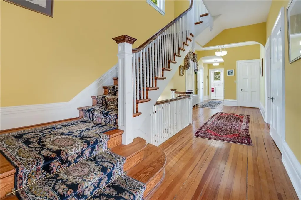 117 Academy Street Poughkeepsie NY 12601