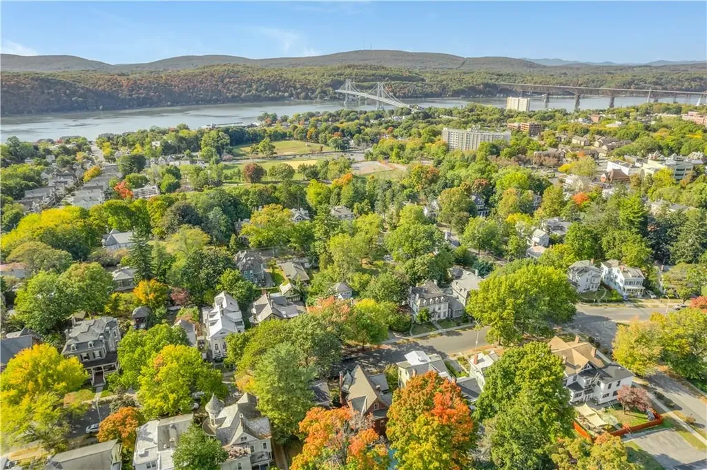117 Academy Street Poughkeepsie NY 12601