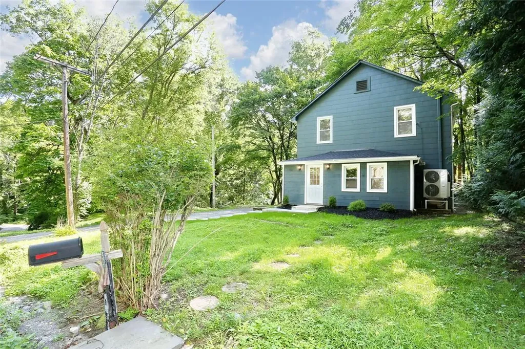 350 Old Post Road Marlboro NY 12542