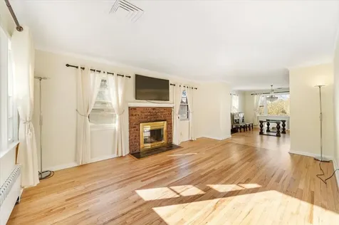 112 Holmes Avenue Hartsdale NY 10530