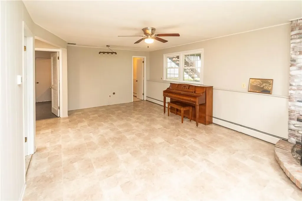 4 Roe Circle Monroe NY 10950