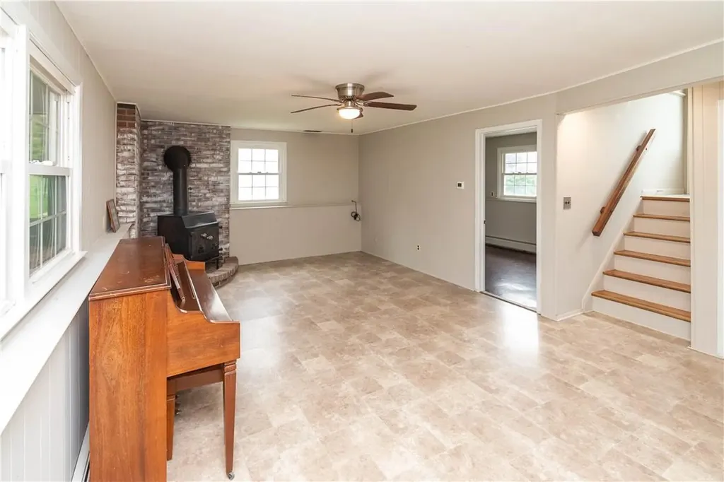 4 Roe Circle Monroe NY 10950