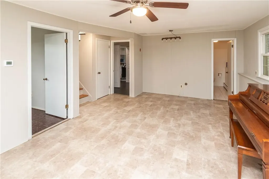 4 Roe Circle Monroe NY 10950