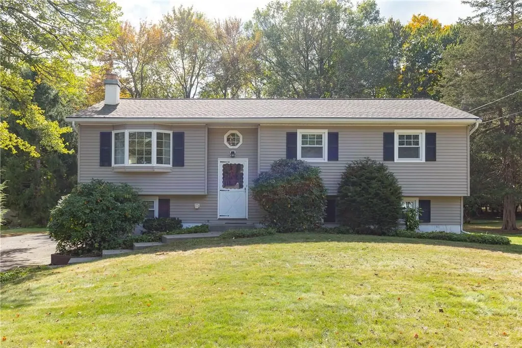 40 Pleasant Lane Poughkeepsie NY 12603