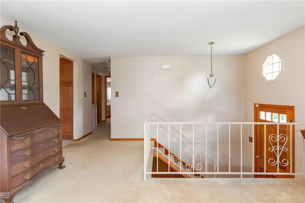 40 Pleasant Lane Poughkeepsie NY 12603