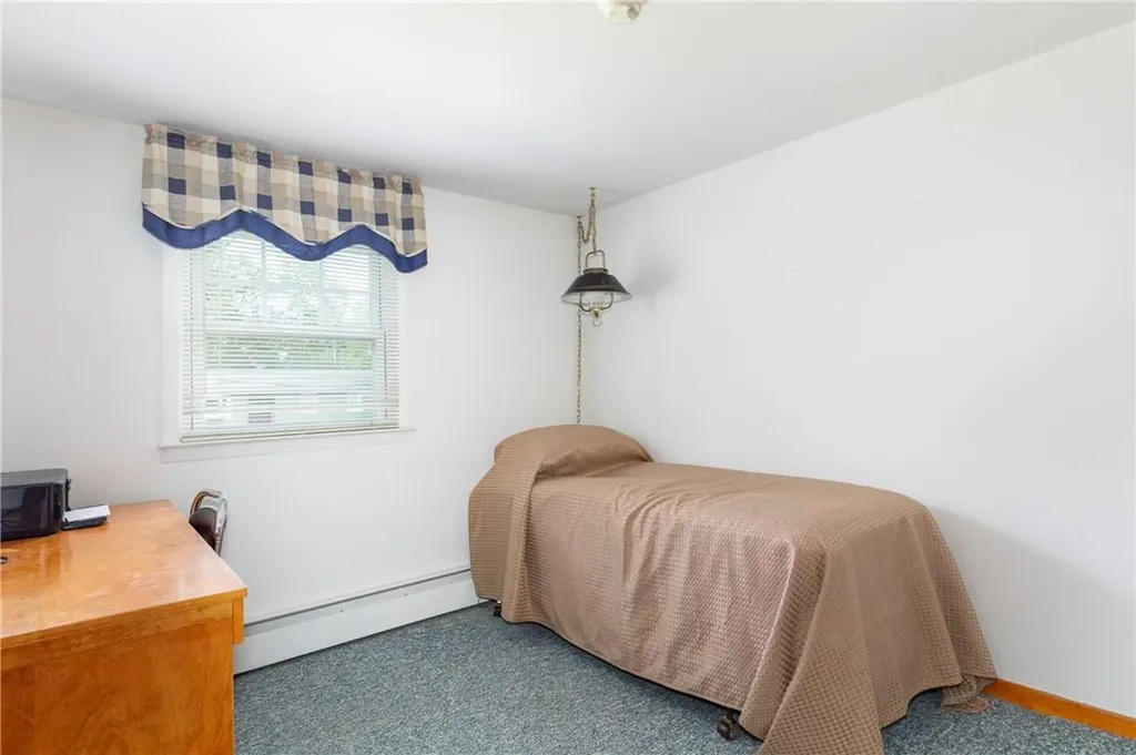 40 Pleasant Lane Poughkeepsie NY 12603