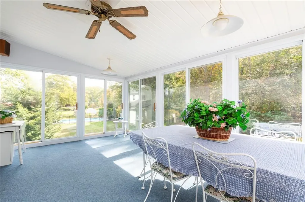 40 Pleasant Lane Poughkeepsie NY 12603