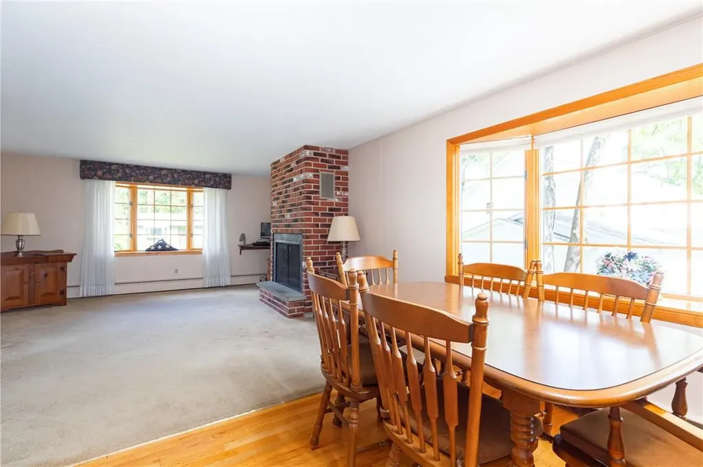 40 Pleasant Lane Poughkeepsie NY 12603