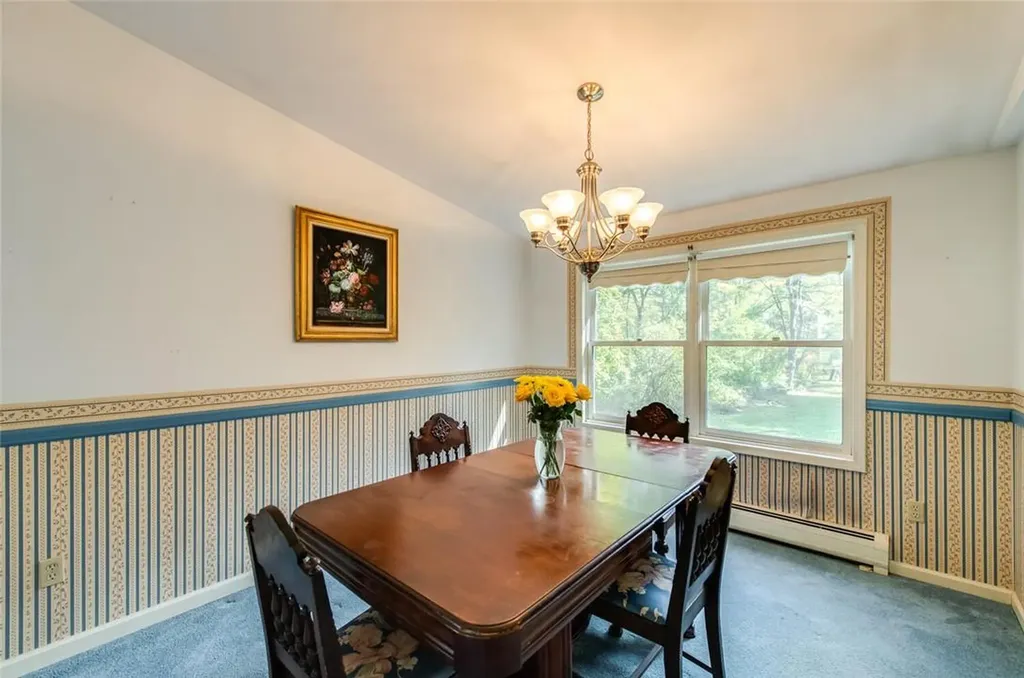 41 Horseshoe Road Millbrook NY 12545