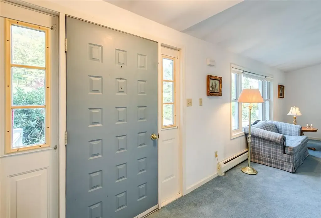 41 Horseshoe Road Millbrook NY 12545