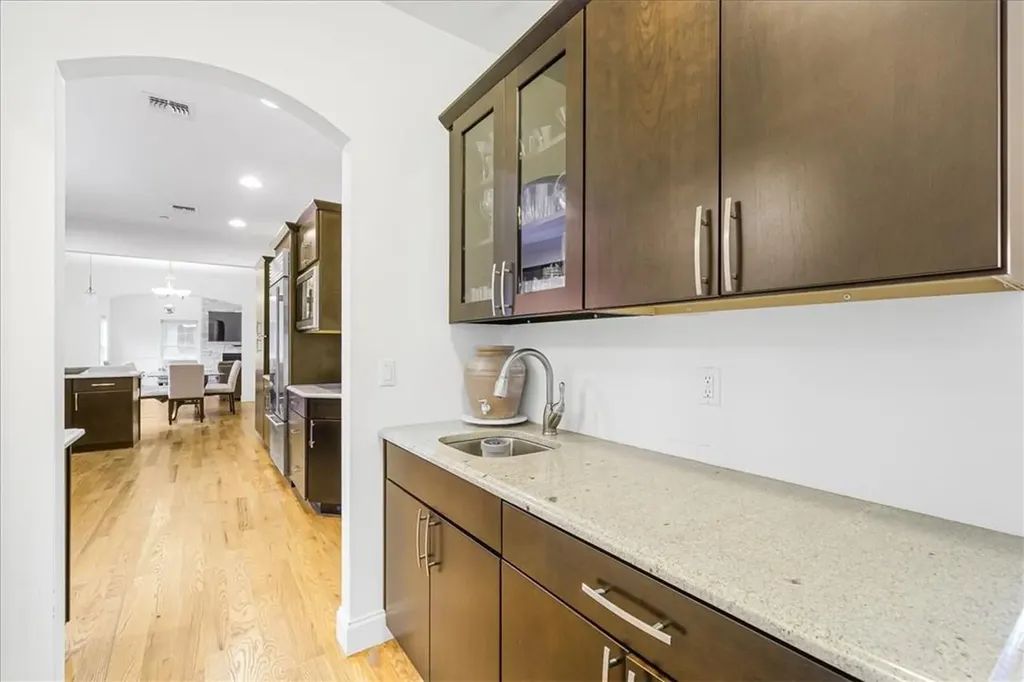 12 Clarion Drive White Plains NY 10603