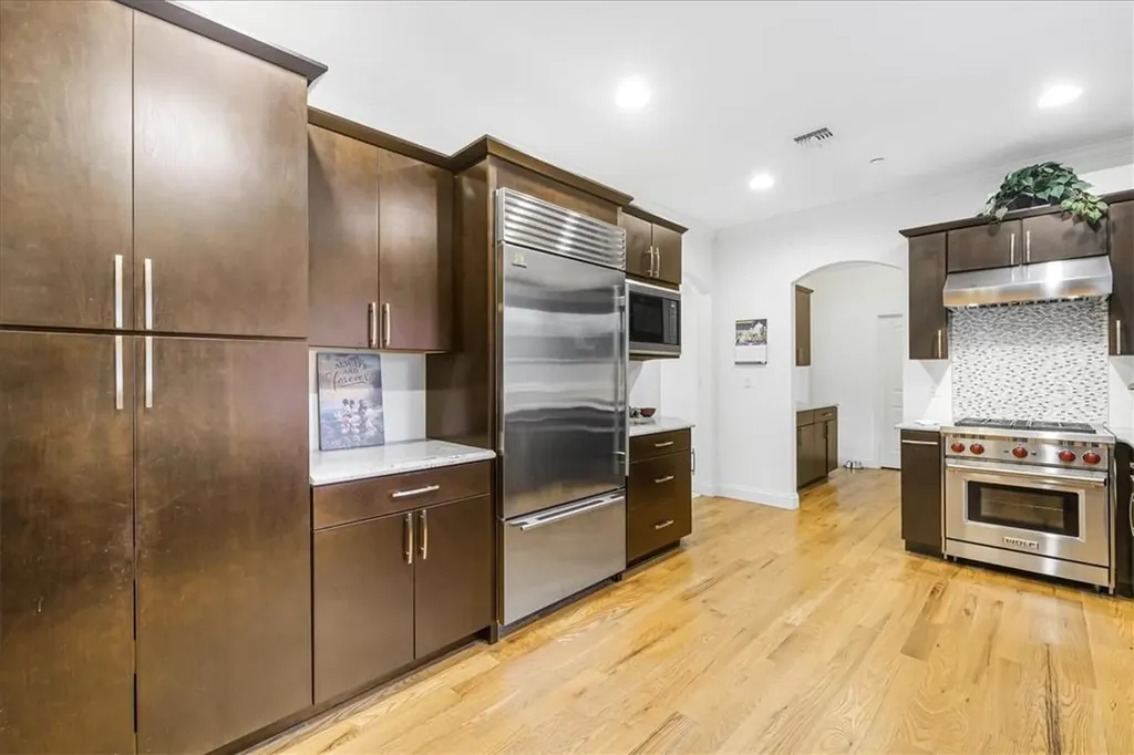 12 Clarion Drive White Plains NY 10603