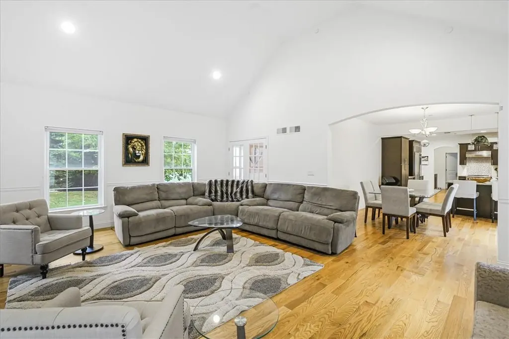 12 Clarion Drive White Plains NY 10603