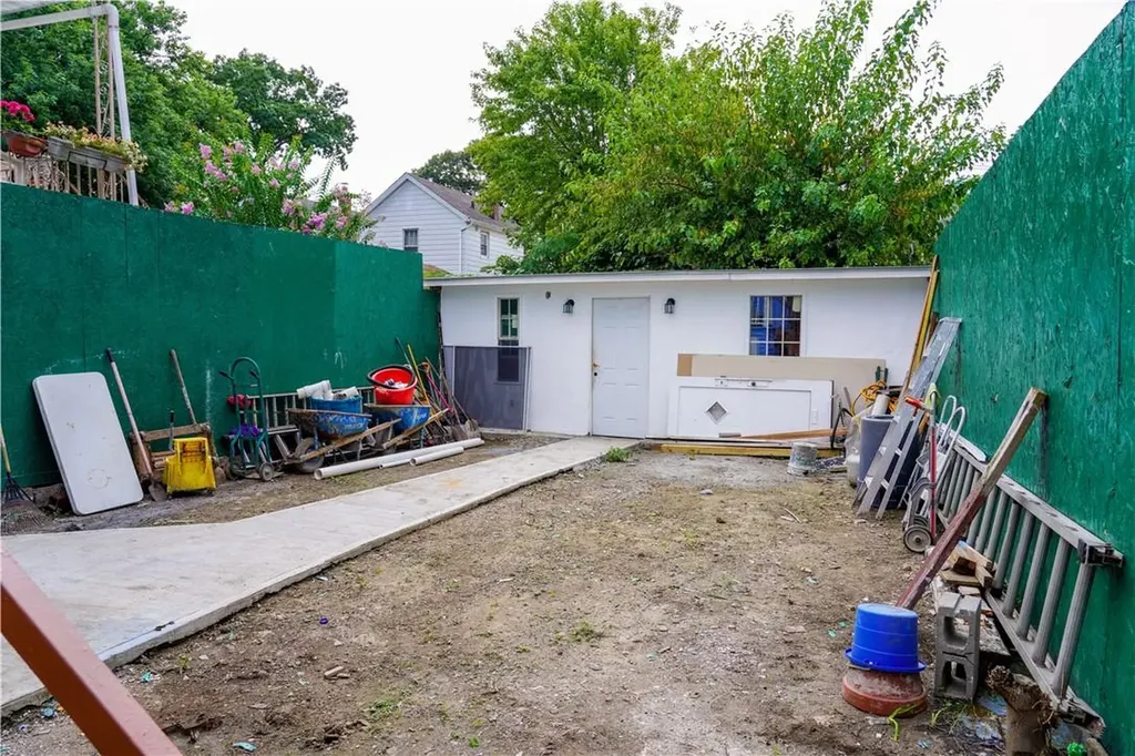 431 Taylor Avenue Bronx NY 10473