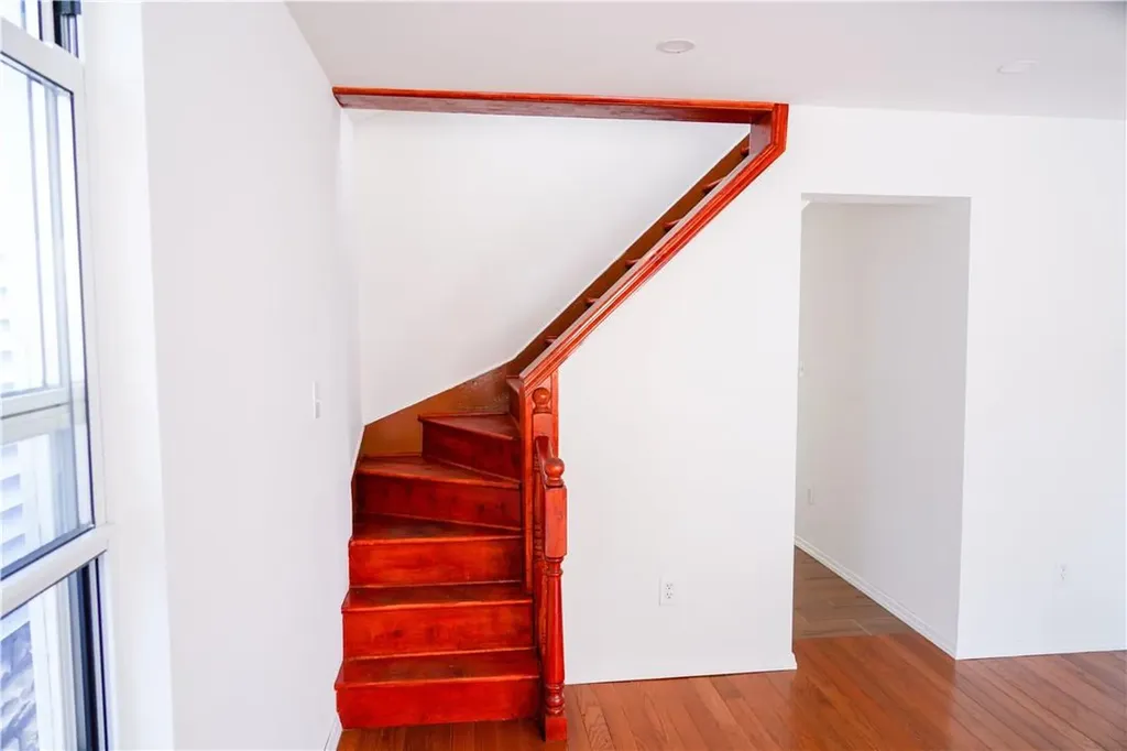 431 Taylor Avenue Bronx NY 10473