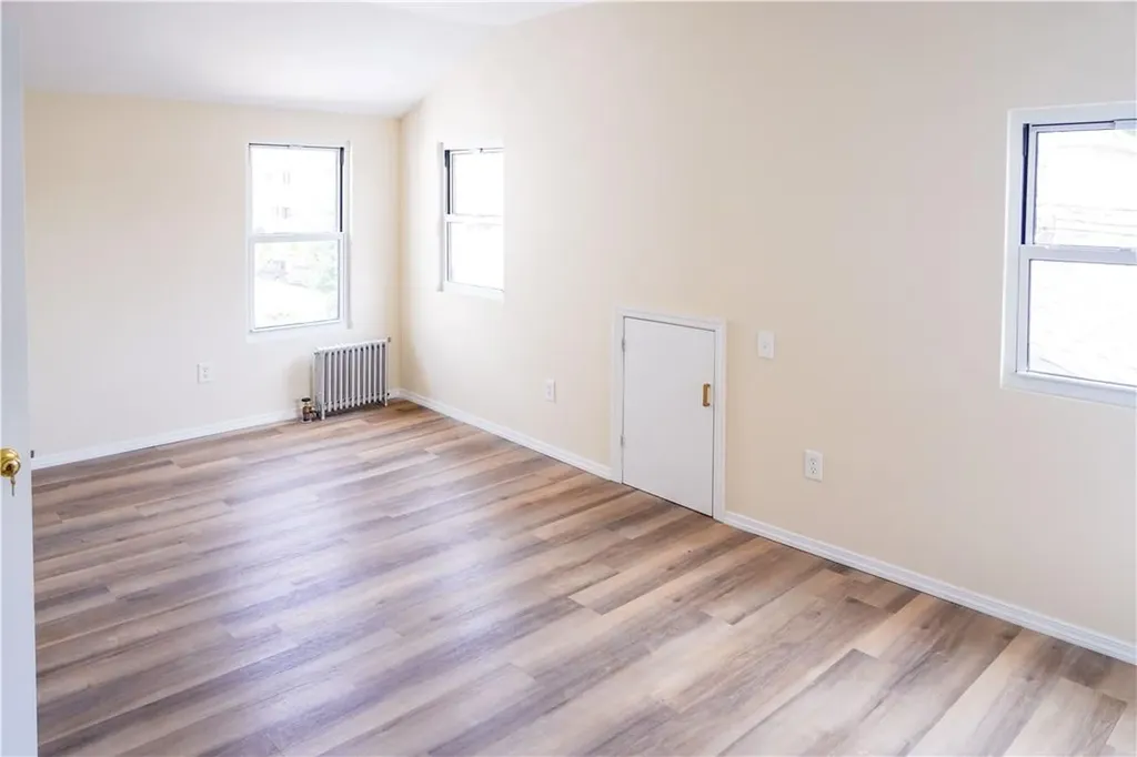 431 Taylor Avenue Bronx NY 10473