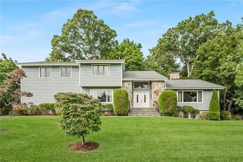 159 Barton Road White Plains NY 10605