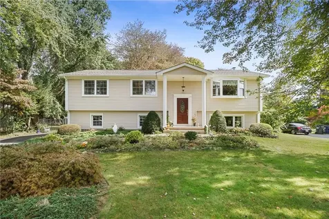 510 Overlook Drive S Mahopac NY 10541