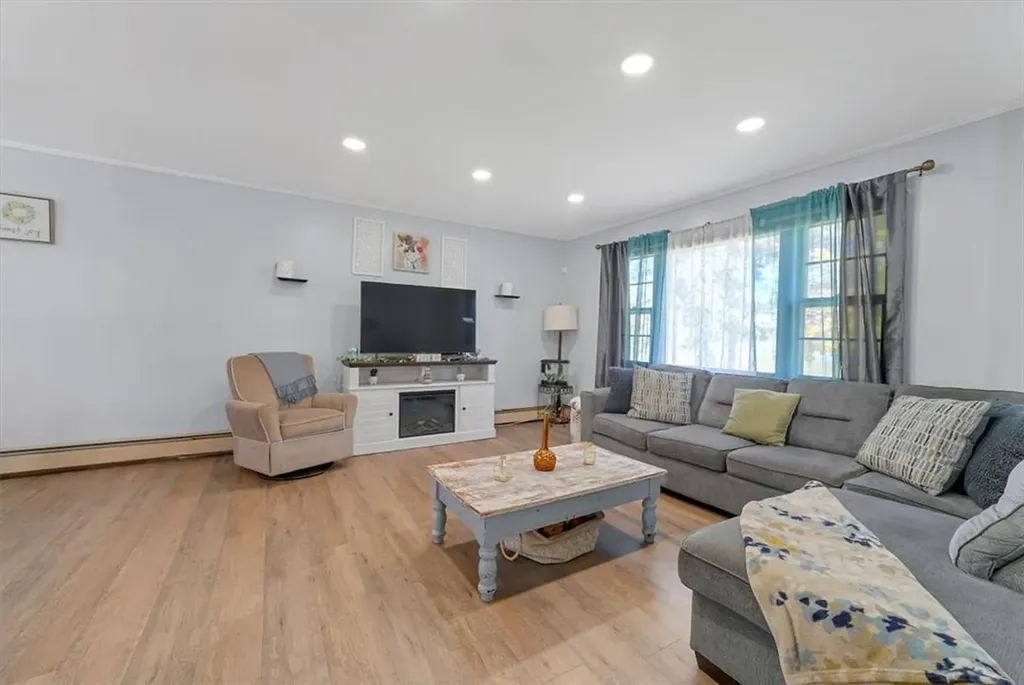 15 Morningside Drive Middletown NY 10941