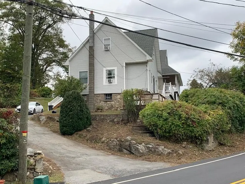 75 W Mombasha Road Monroe NY 10950