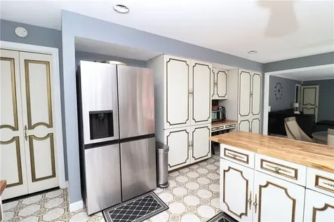 611 Bunker Hill Avenue Call Listing Agent CT 06708