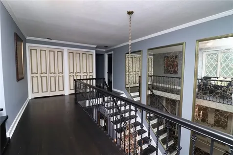 611 Bunker Hill Avenue Call Listing Agent CT 06708