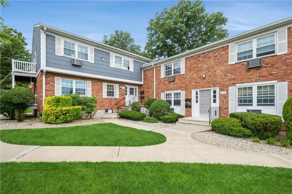 87 Doxbury Lane Suffern NY 10901