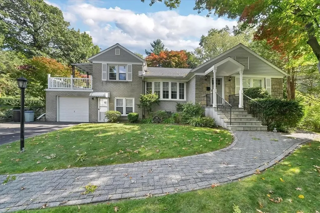 26 Nimitz Road Yonkers NY 10710