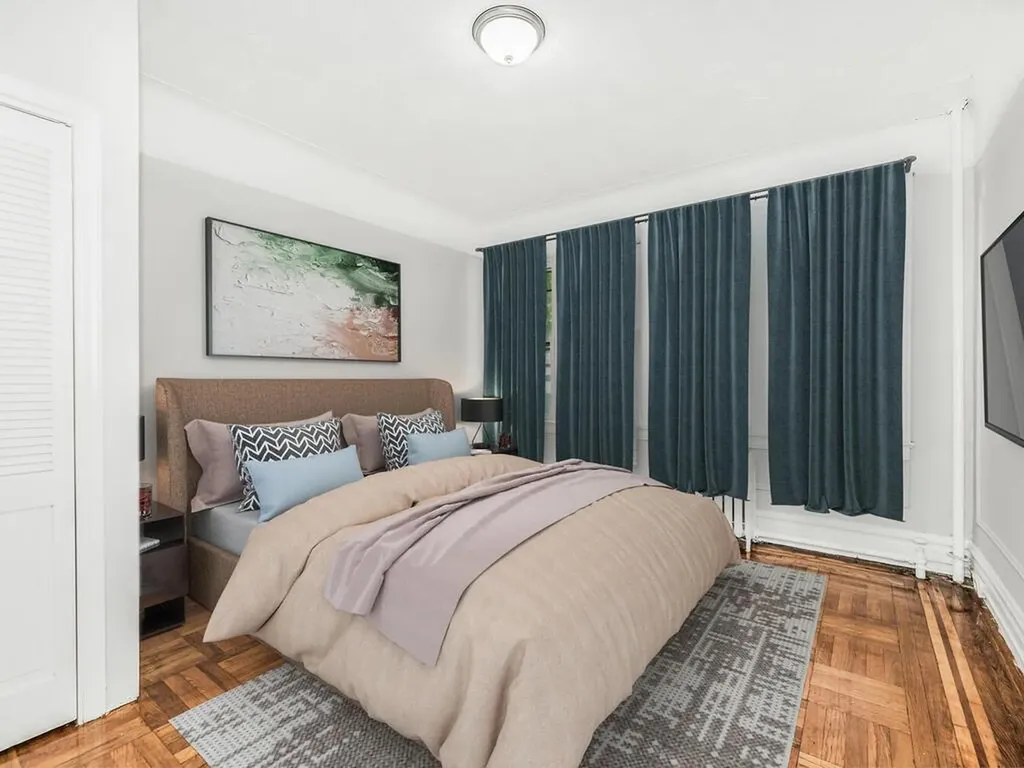 1508 Ericson Place Bronx NY 10461