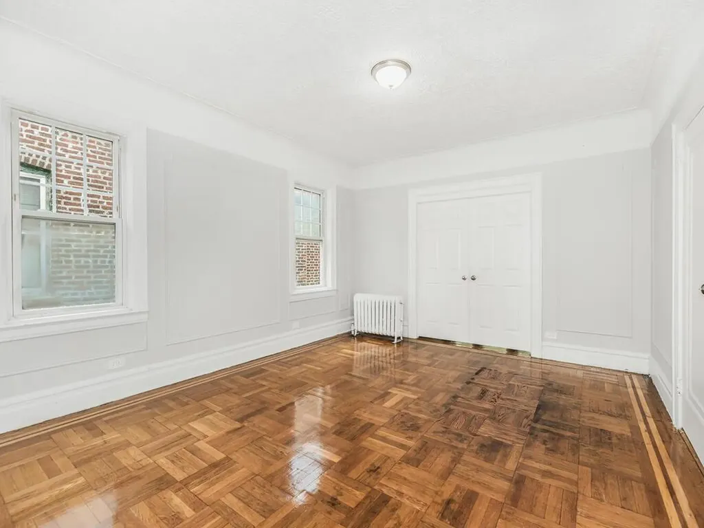 1508 Ericson Place Bronx NY 10461