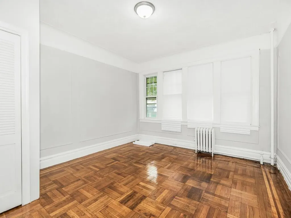 1508 Ericson Place Bronx NY 10461