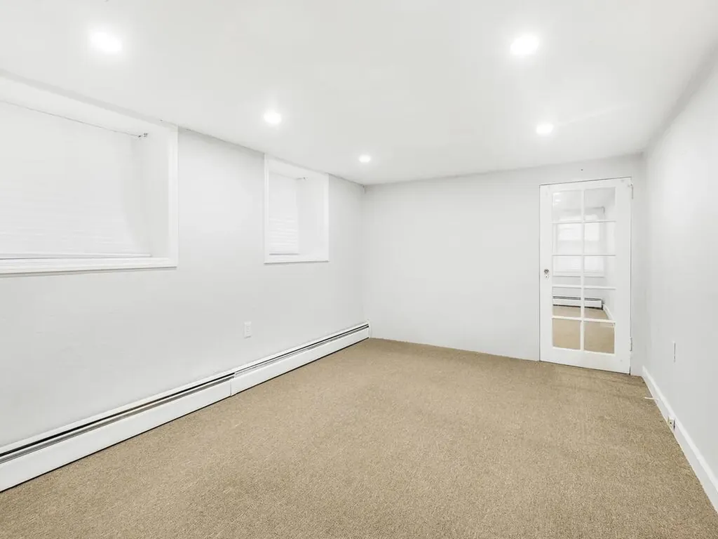 1508 Ericson Place Bronx NY 10461