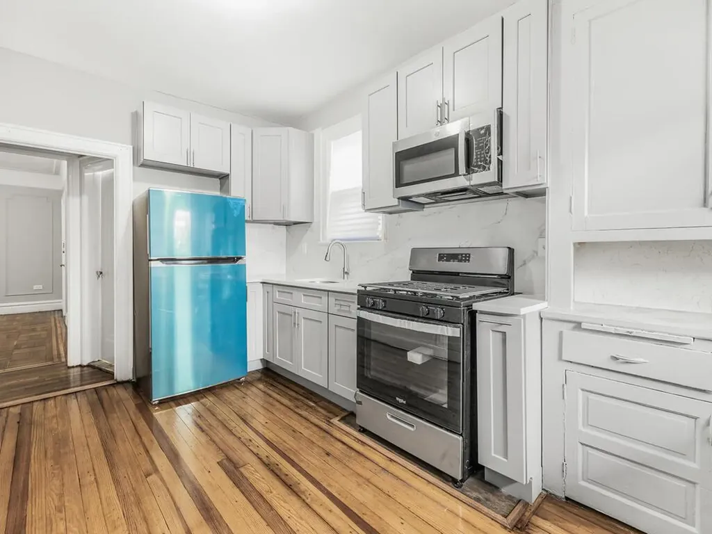 1508 Ericson Place Bronx NY 10461