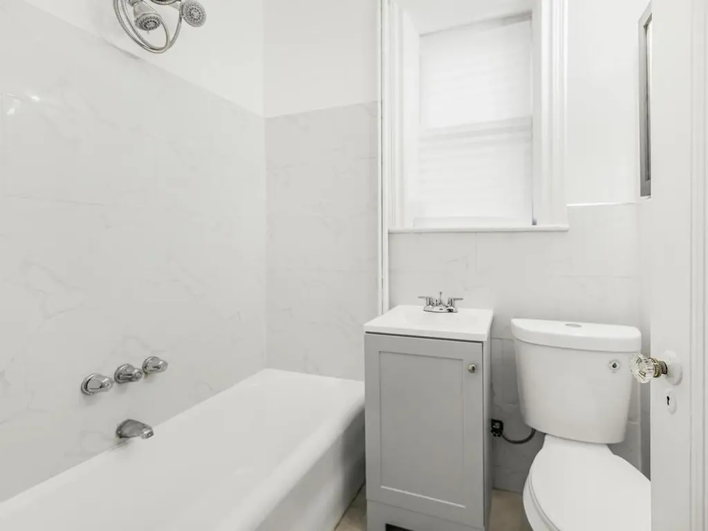1508 Ericson Place Bronx NY 10461