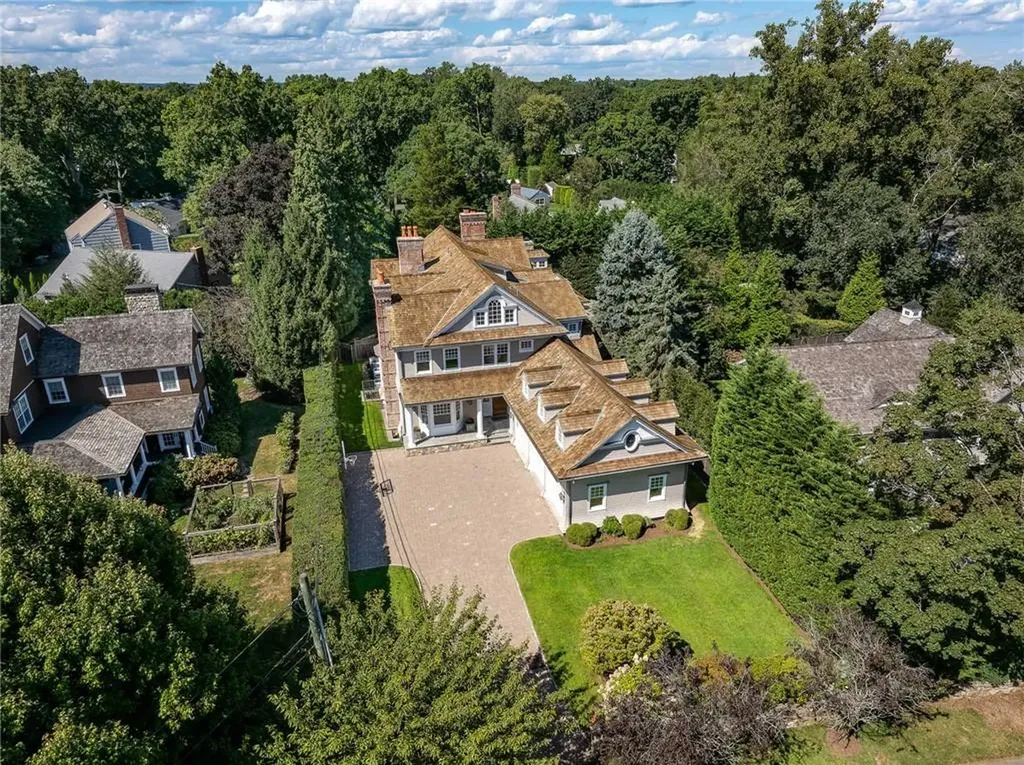 247 Riverside Avenue Greenwich CT 06878
