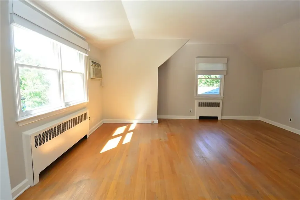 25 Hathaway Road Bronxville NY 10708