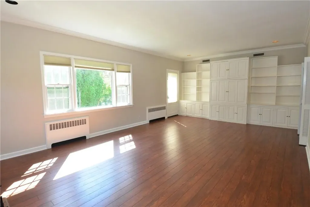 25 Hathaway Road Bronxville NY 10708